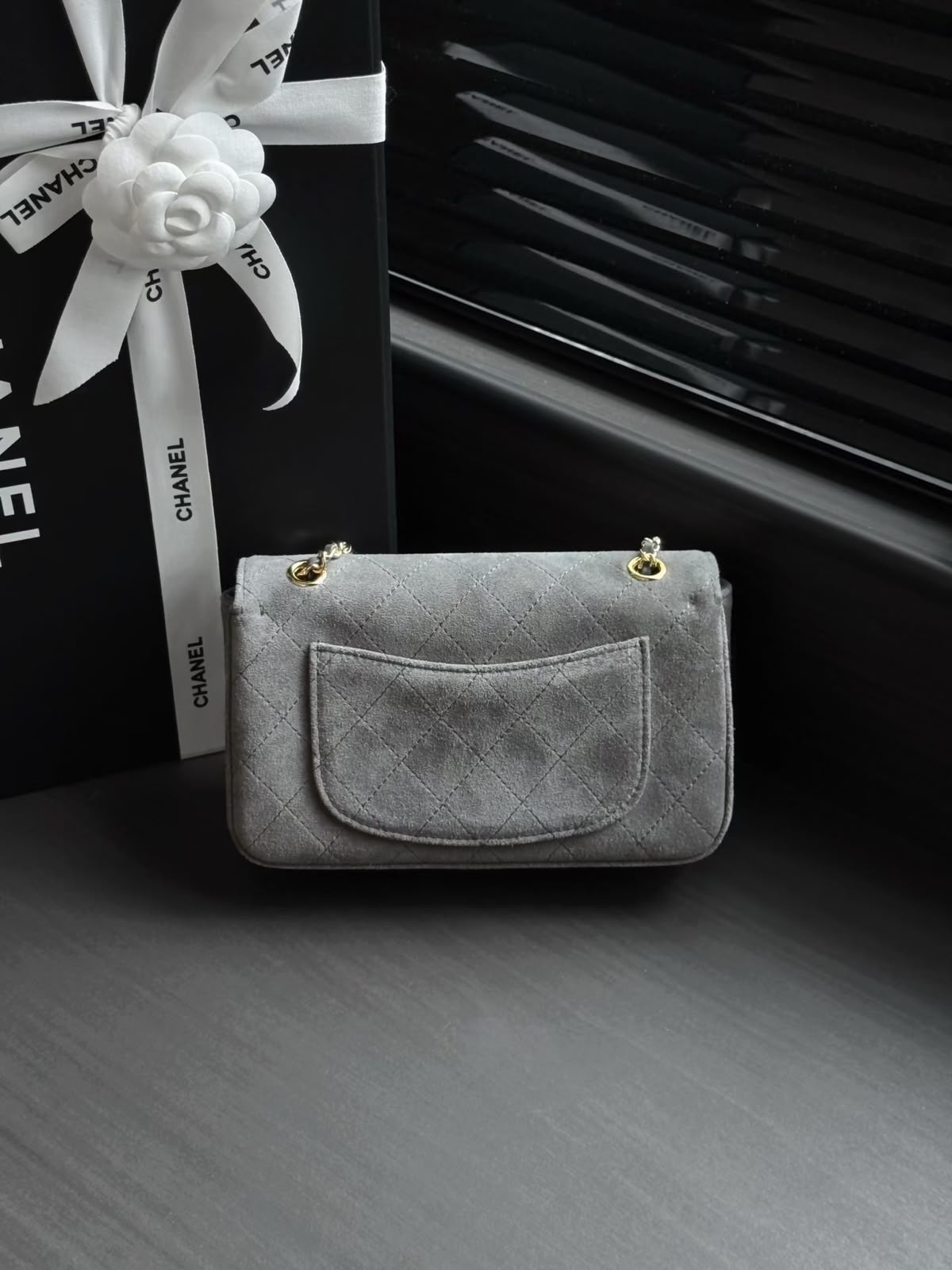 CHANEL Quilted Chain Flap Bag