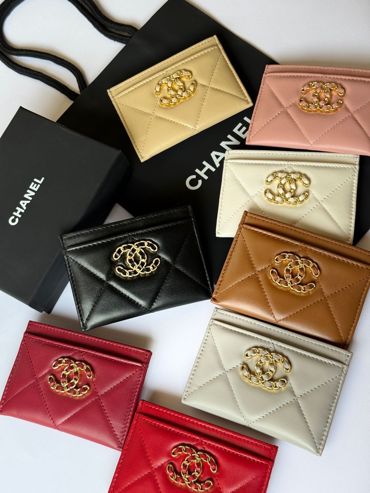 CHANEL Quilted Chain CC Cardholder