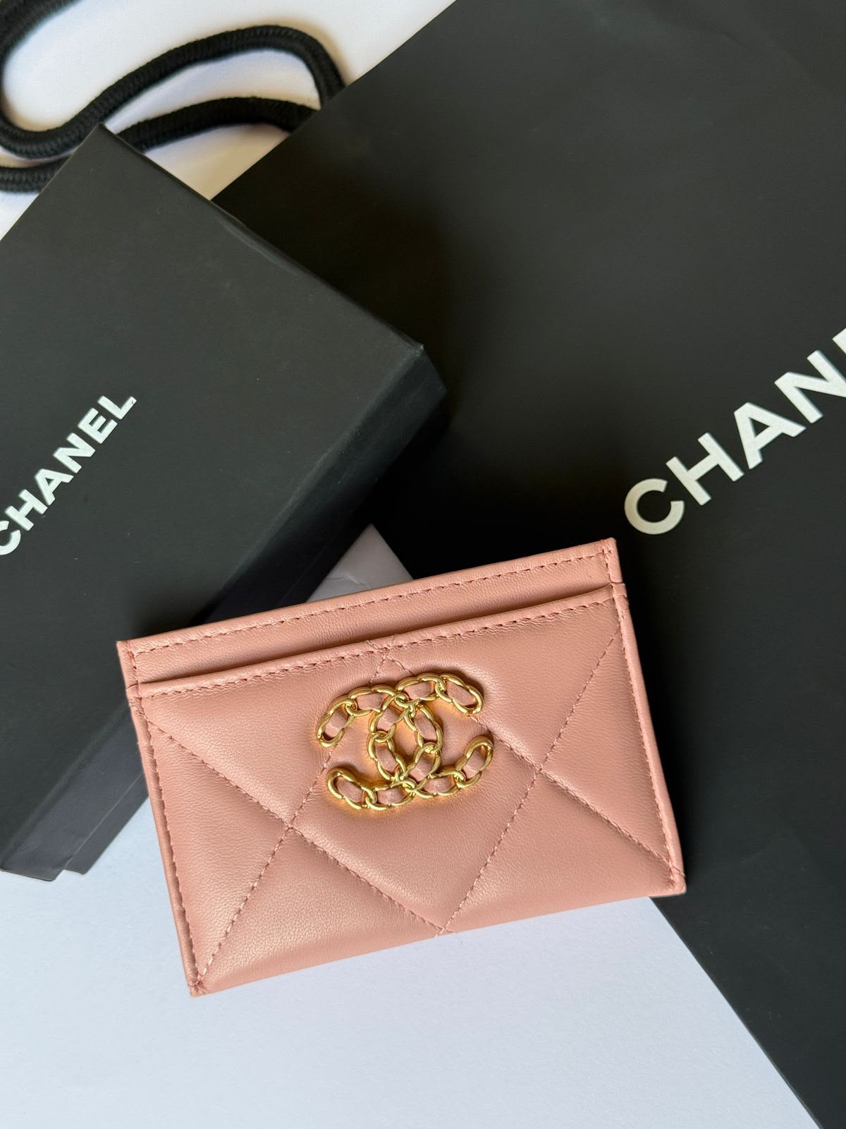 CHANEL Quilted Chain CC Cardholder