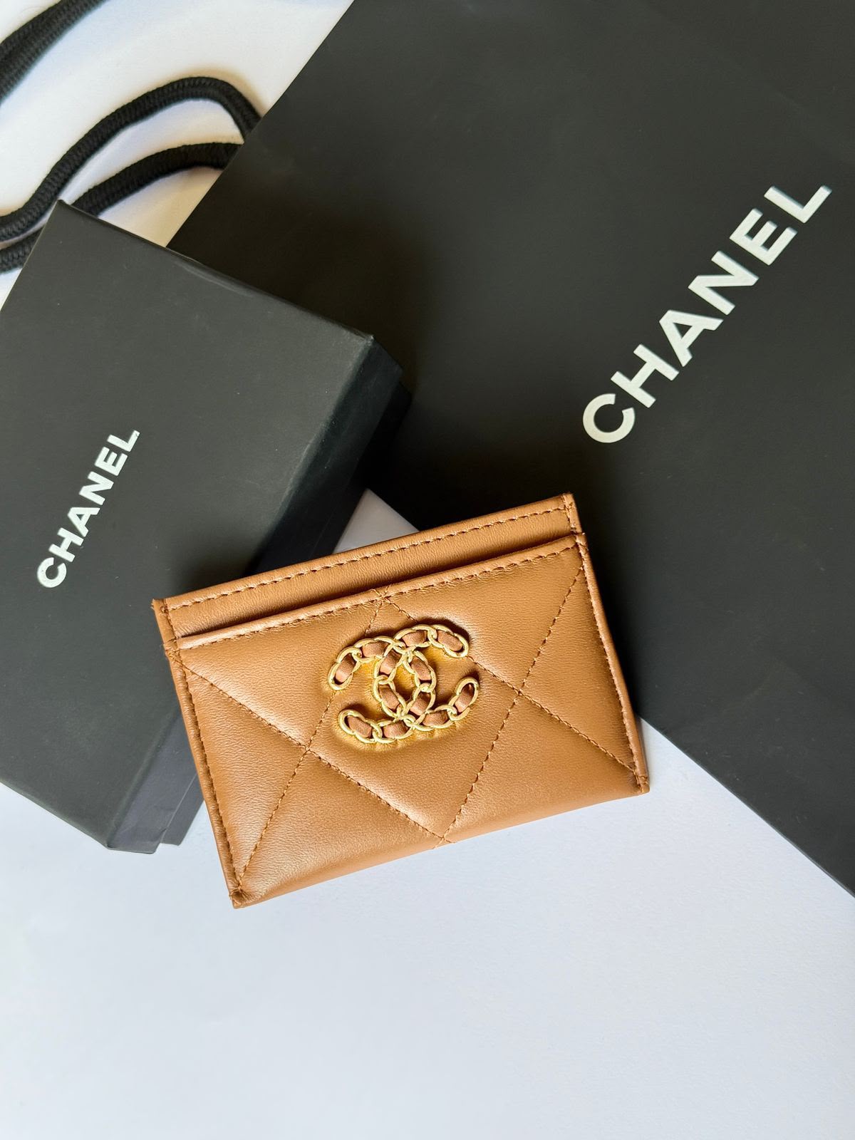 CHANEL Quilted Chain CC Cardholder