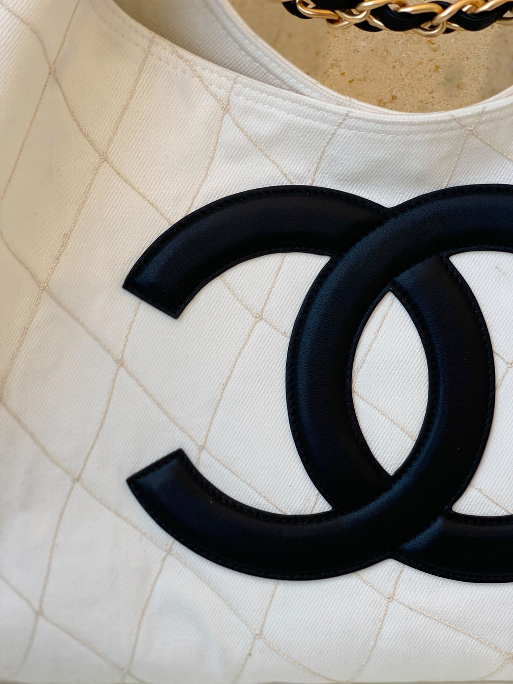 CHANEL Large-Logo Quilted Shoulder Bag