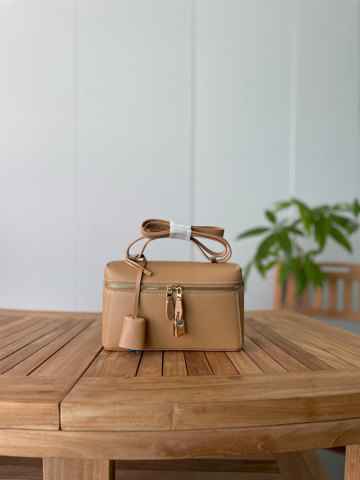  Loro Piana  Extra Pocket L19 Vanity Case