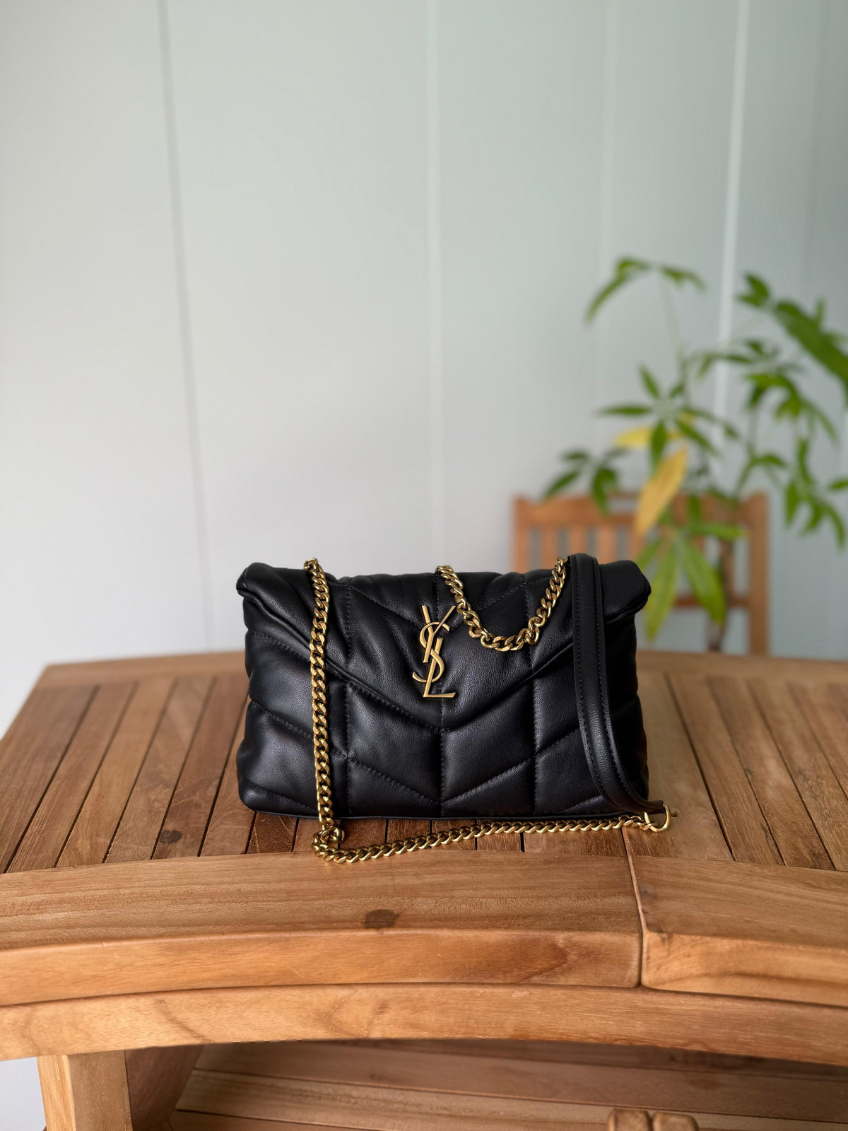 Saint Laurent LouLou Puffer Bag 21 cm