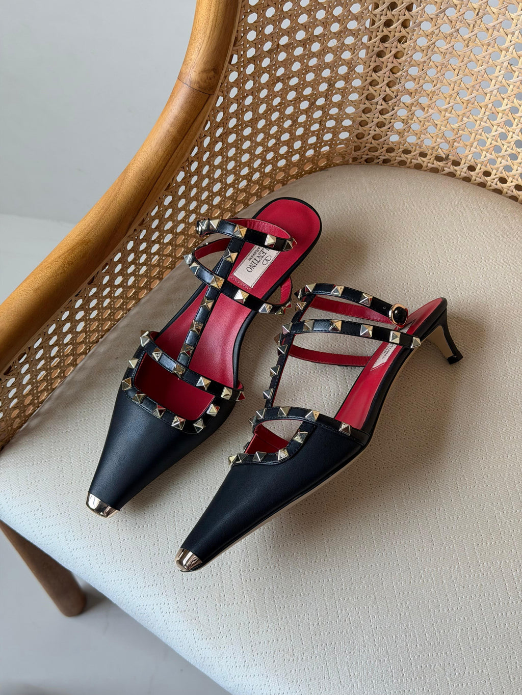 Valentino Garavani Rockstud Mid-Heel