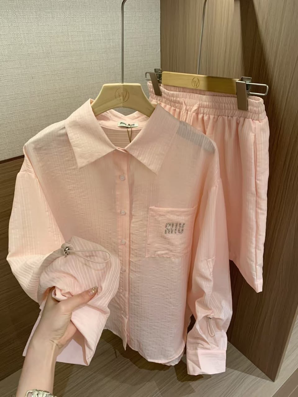 Miu Miu Pink Lightweight Shirt and Shorts Set)
