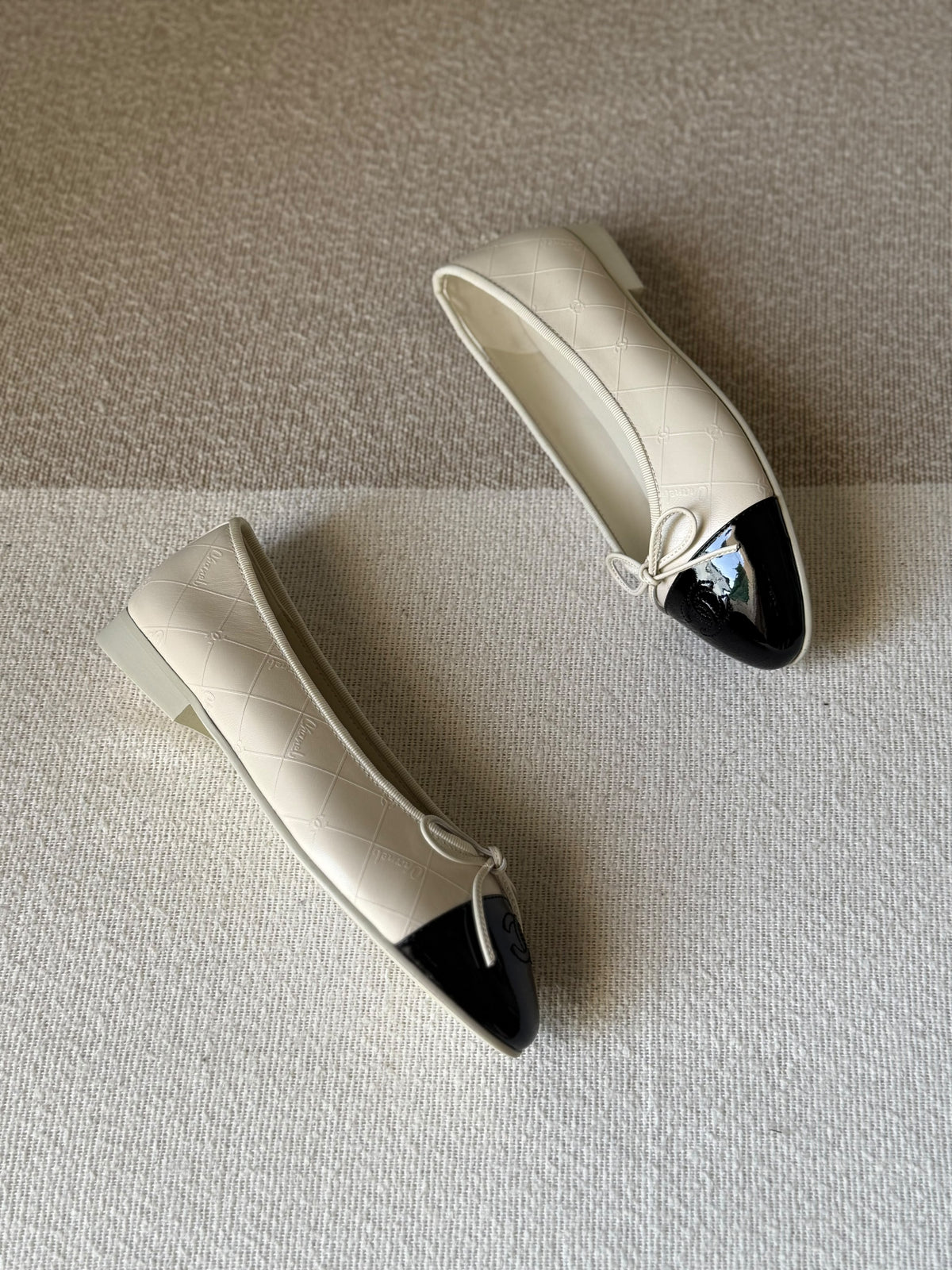 CHANEL Quilted Bow Patent Cap-Toe Ballet Flats