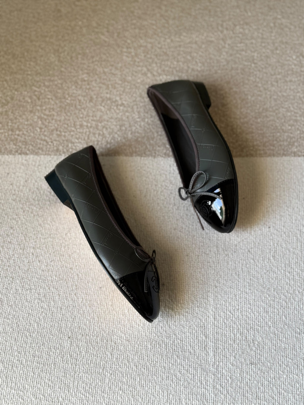 CHANEL Quilted Bow Patent Cap-Toe Ballet Flats