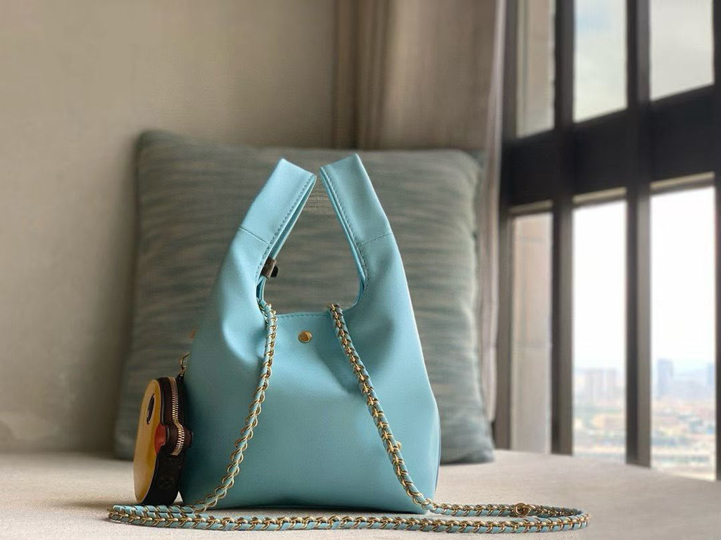 Louis Vuitton Atlantis / 18 cm