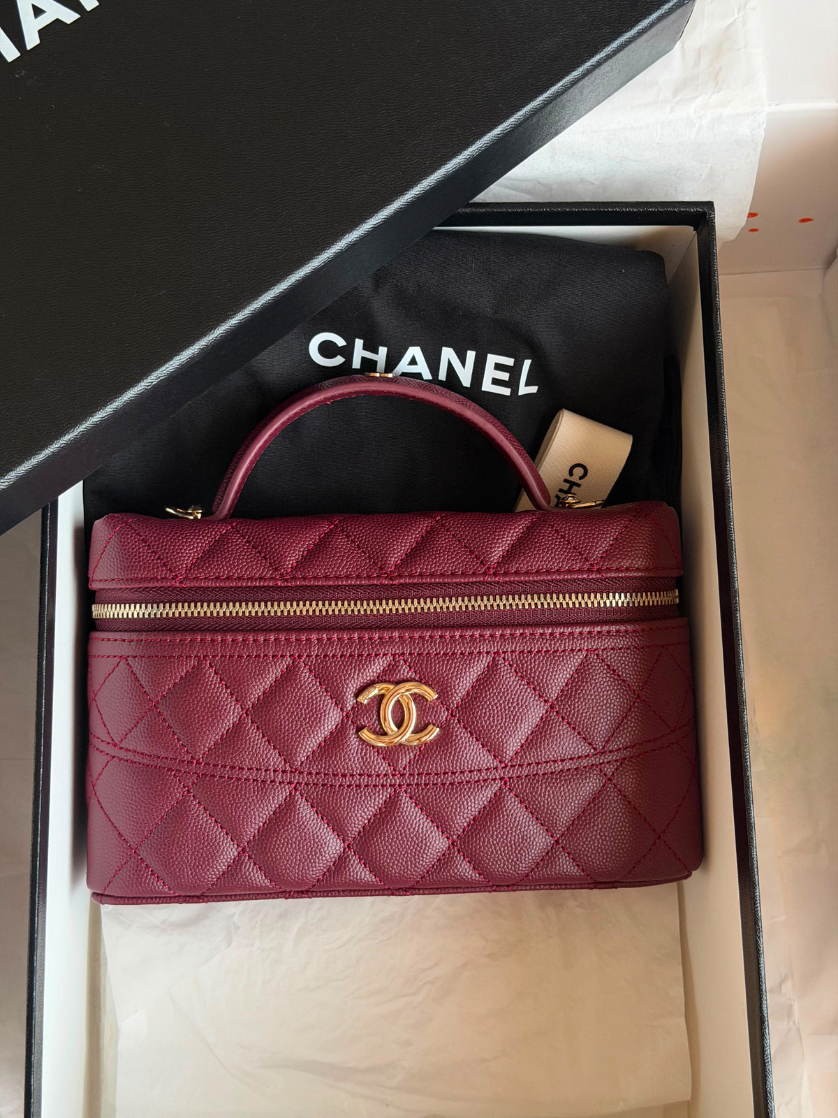 Chanel Quilted Caviar Vanity Case with Handle