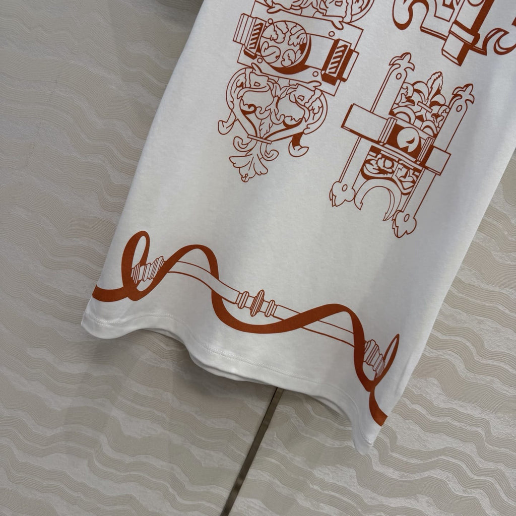 HERMES Model 27 Ornamental Graphic T-Shirt