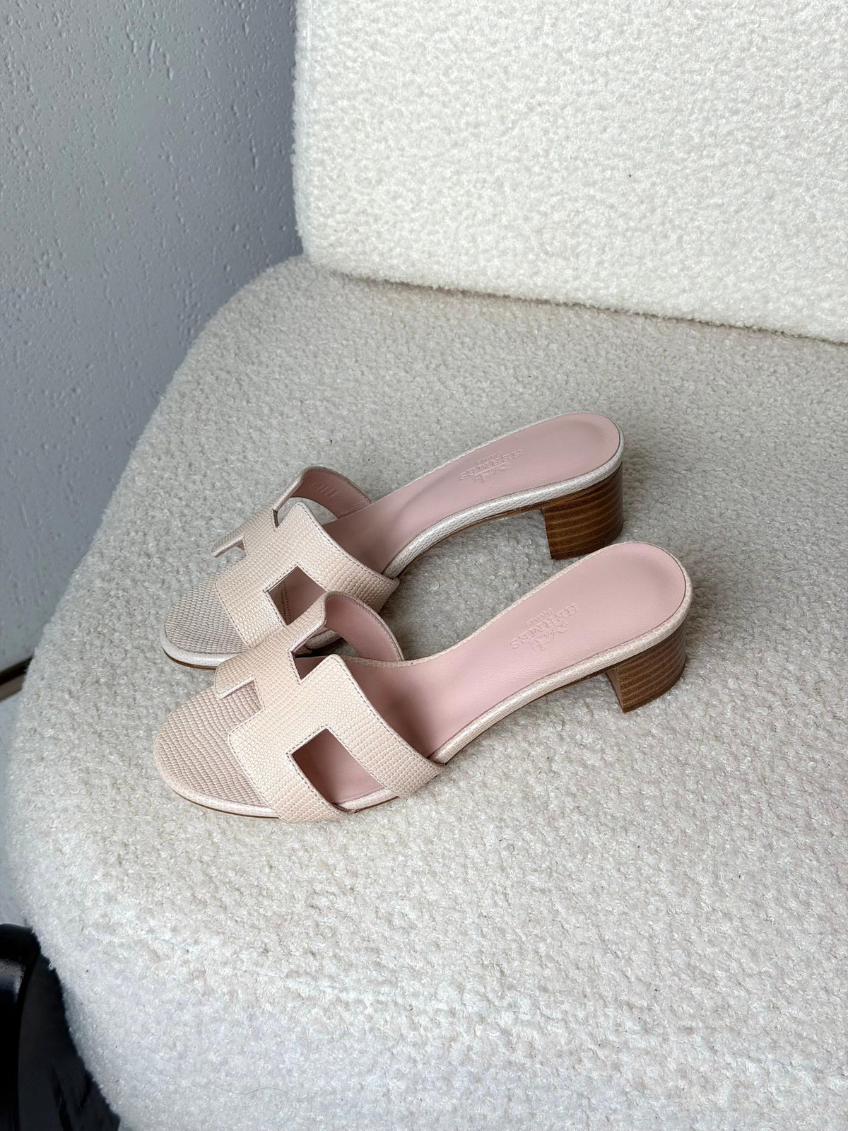 HERMES Textured H-Strap Block-Heel Slides