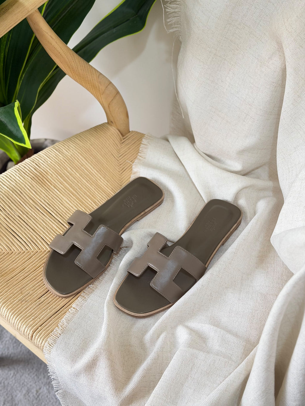 Hermès Oran Flat Sandals